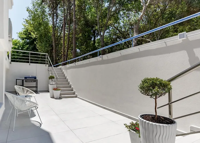 Karidi * Βουρβουρού